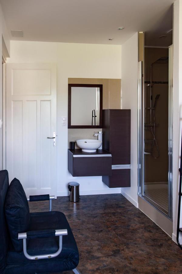 La Batisse L'Arbre Beige Apartment Le Petit-Abergement Exterior photo